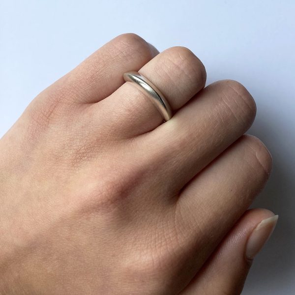 This unusual organic silver band complements the rings in the trap collection, or can be worn alone.  It is comfortable and practical for everyday wear. The ring is approx 4mm wide and has a varying depth of 3.5-4mm. The ring is also available in 18ct yellow gold/ 18ct white gold - prices on request. 